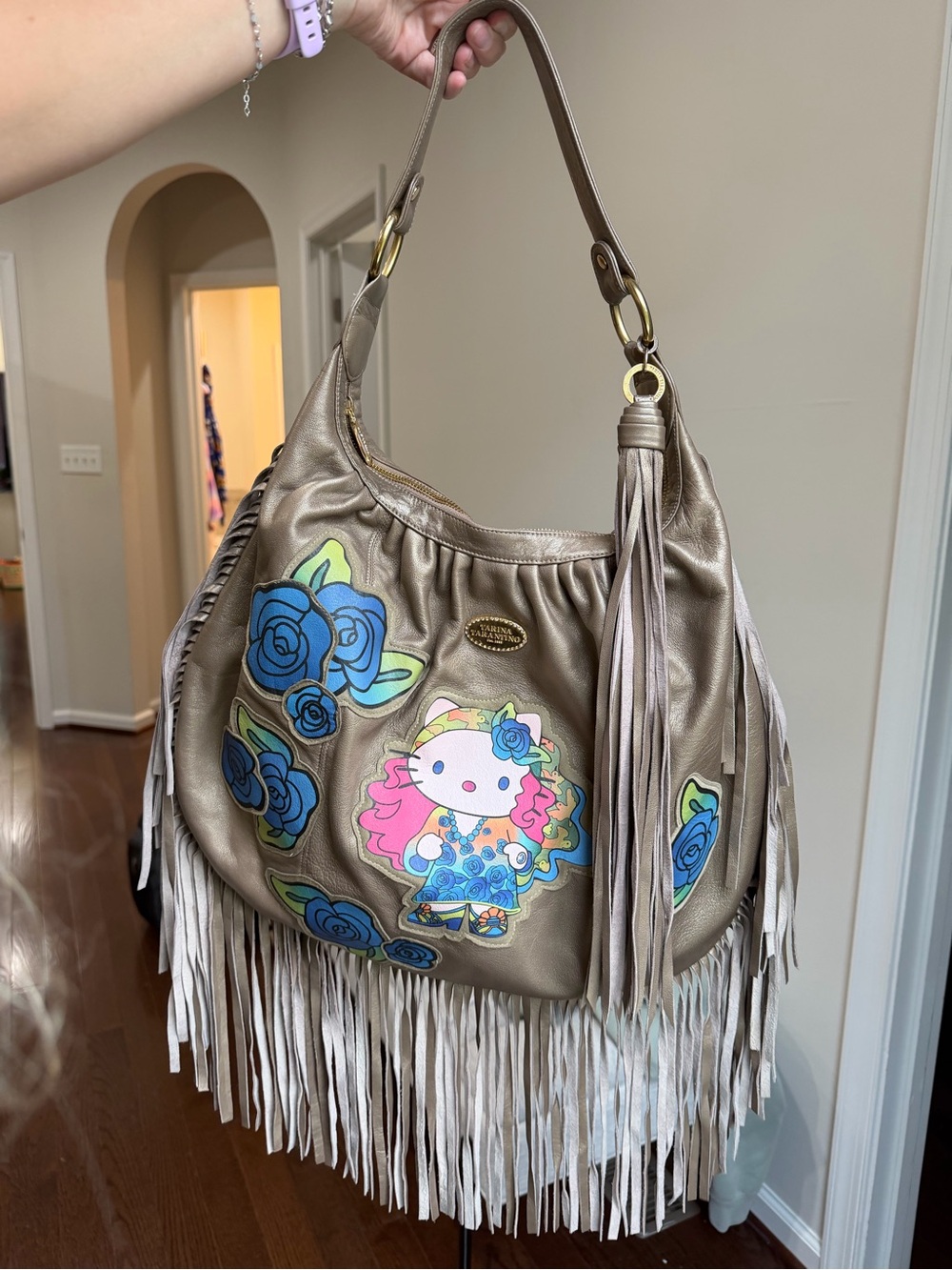 RARE Y2K Tarina Tarantino Hello Kitty
23/100 handbag purse